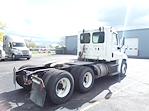 Used 2018 Freightliner Cascadia Day Cab 6x4, Semi Truck for sale #746727 - photo 5