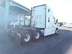 Used 2018 Freightliner Cascadia Sleeper Cab 6x4, Semi Truck for sale #760730 - photo 5