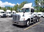 Used 2019 Freightliner Cascadia Day Cab 6x4, Semi Truck for sale #809949 - photo 1