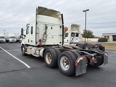 Used 2020 Freightliner Cascadia Sleeper Cab 6x4, Semi Truck for sale #274607 - photo 2