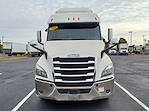 Used 2020 Freightliner Cascadia Sleeper Cab 6x4, Semi Truck for sale #274607 - photo 3