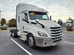 Used 2020 Freightliner Cascadia Sleeper Cab 6x4, Semi Truck for sale #274607 - photo 4