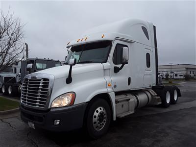 Used 2015 Freightliner Cascadia Sleeper Cab 6x4, Semi Truck for sale #308519 - photo 1