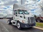 Used 2014 Freightliner Cascadia Day Cab 4x2, Semi Truck for sale #494714 - photo 3