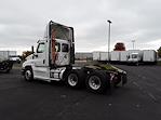 Used 2016 Freightliner Cascadia Day Cab 6x4, Semi Truck for sale #646253 - photo 2