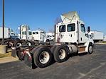 Used 2017 Freightliner Cascadia Day Cab 6x4, Semi Truck for sale #673918 - photo 3