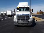 Used 2017 Freightliner Cascadia Day Cab 6x4, Semi Truck for sale #673919 - photo 3