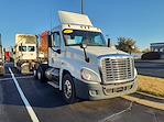 Used 2017 Freightliner Cascadia Day Cab 6x4, Semi Truck for sale #673919 - photo 4