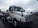 Used 2017 Freightliner Cascadia Day Cab 6x4, Semi Truck for sale #674770 - photo 4