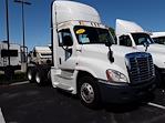 Used 2017 Freightliner Cascadia Day Cab 6x4, Semi Truck for sale #676455 - photo 4