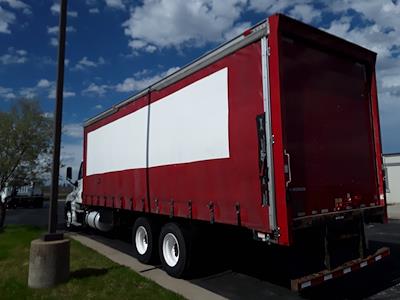 Used 2017 Freightliner Cascadia Day Cab 6x4, Box Truck for sale #679118 - photo 2