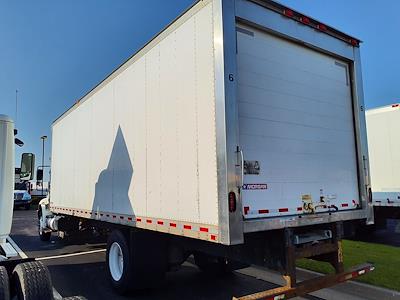 Used 2018 International DuraStar 4300 SBA 4x2, Refrigerated Body for sale #772532 - photo 2