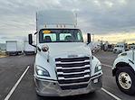 Used 2019 Freightliner Cascadia Day Cab 6x4, Semi Truck for sale #868587 - photo 3