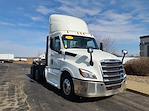 Used 2019 Freightliner Cascadia Day Cab 6x4, Semi Truck for sale #868590 - photo 4