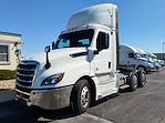 Used 2019 Freightliner Cascadia Day Cab 6x4, Semi Truck for sale #868598 - photo 1