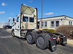 Used 2019 Freightliner Cascadia Day Cab 6x4, Semi Truck for sale #868598 - photo 2