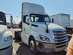 Used 2019 Freightliner Cascadia Day Cab 6x4, Semi Truck for sale #868599 - photo 5