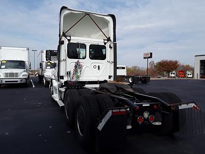 Used 2020 Freightliner Cascadia Day Cab 6x4, Semi Truck for sale #898497 - photo 2