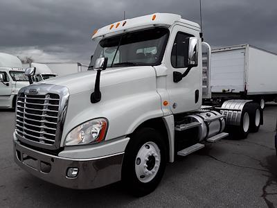 Used 2014 Freightliner Cascadia 6x4, Semi Truck for sale #552421 - photo 1