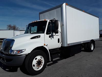 Used 2015 International DuraStar 4300 4x2, Box Truck for sale #562356 - photo 2