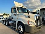 Used 2016 Freightliner Cascadia Day Cab 6x4, Semi Truck for sale #646682 - photo 4