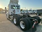 Used 2016 Freightliner Cascadia Day Cab 6x4, Semi Truck for sale #646682 - photo 2