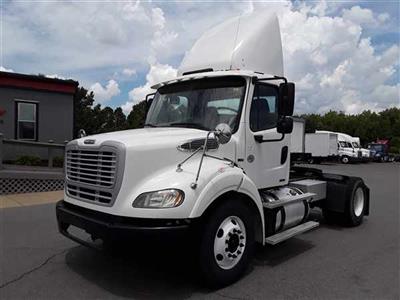 Used 2013 Freightliner M2 112 Day Cab 4x2, Semi Truck for sale #508258 - photo 1