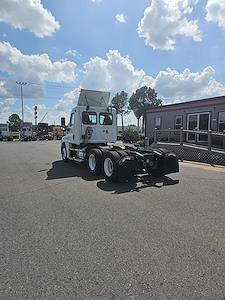 Used 2018 Freightliner Cascadia Day Cab 6x4, Semi Truck for sale #744730 - photo 2