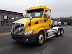 Used 2018 Freightliner Cascadia Day Cab 6x4, Semi Truck for sale #786739 - photo 1