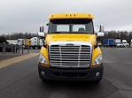 Used 2018 Freightliner Cascadia Day Cab 6x4, Semi Truck for sale #786739 - photo 3