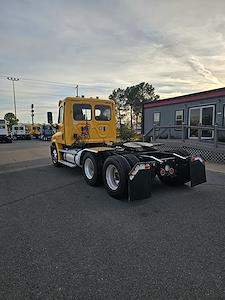 Used 2018 Freightliner Cascadia Day Cab 6x4, Semi Truck for sale #787515 - photo 2