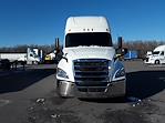 Used 2019 Freightliner Cascadia Sleeper Cab 6x4, Semi Truck for sale #827464 - photo 3
