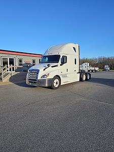 Used 2019 Freightliner Cascadia Sleeper Cab 6x4, Semi Truck for sale #827472 - photo 1
