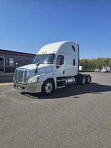 Used 2020 Freightliner Cascadia Sleeper Cab 6x4, Semi Truck for sale #898790 - photo 1