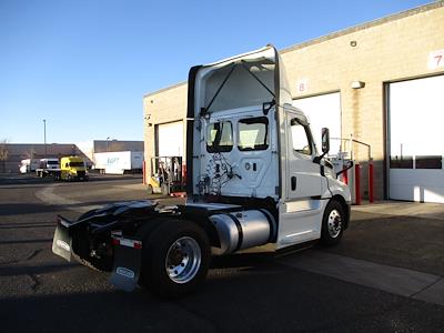 Used 2021 Freightliner Cascadia Day Cab 4x2, Semi Truck for sale #200340 - photo 2