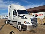 Used 2020 Freightliner Cascadia Sleeper Cab 6x4, Semi Truck for sale #264991 - photo 4