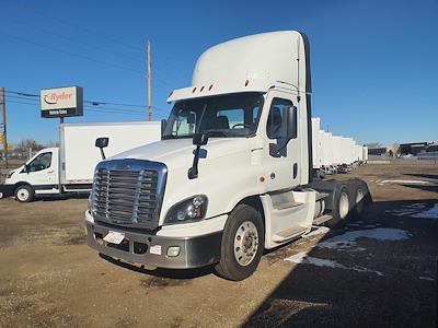 Used 2016 Freightliner Cascadia Day Cab 6x4, Semi Truck for sale #367962 - photo 1