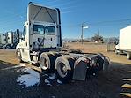 Used 2016 Freightliner Cascadia Day Cab 6x4, Semi Truck for sale #367962 - photo 2