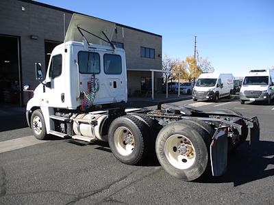 Used 2016 Freightliner Cascadia Day Cab 6x4, Semi Truck for sale #380877 - photo 2