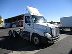 Used 2016 Freightliner Cascadia Day Cab 6x4, Semi Truck for sale #380877 - photo 3