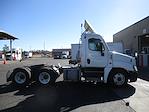 Used 2016 Freightliner Cascadia Day Cab 6x4, Semi Truck for sale #380877 - photo 5