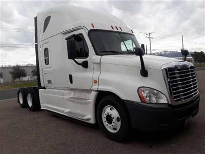 Used 2015 Freightliner Cascadia Sleeper Cab 6x4, Semi Truck for sale #640591 - photo 1