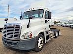 Used 2017 Freightliner Cascadia Day Cab 6x4, Semi Truck for sale #666892 - photo 1