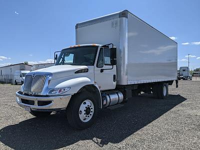 Used 2017 International DuraStar 4300 4x2, 26' Box Truck for sale #675333 - photo 1