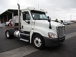 Used 2018 Freightliner Cascadia Day Cab 4x2, Semi Truck for sale #751743 - photo 4