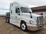 Used 2018 Freightliner Cascadia Sleeper Cab 6x4, Semi Truck for sale #779407 - photo 4