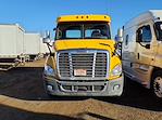 Used 2018 Freightliner Cascadia Day Cab 6x4, Semi Truck for sale #785867 - photo 3