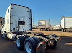 Used 2019 Freightliner Cascadia Sleeper Cab 6x4, Semi Truck for sale #863038 - photo 2