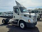 Used 2015 Freightliner Cascadia Day Cab 4x2, Semi Truck for sale #304097 - photo 9