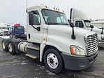 Used 2016 Freightliner Cascadia Day Cab 6x4, Semi Truck for sale #363901 - photo 4